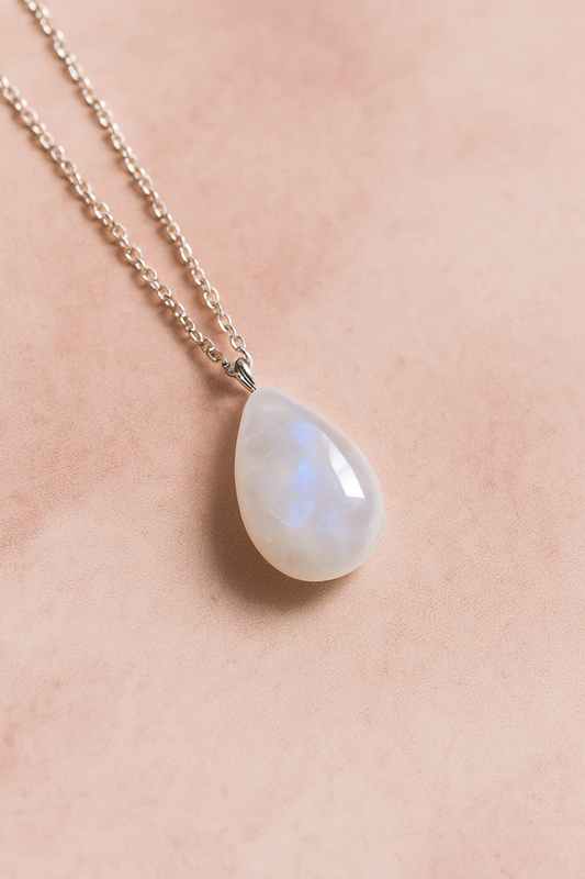 Collier Pierre de Lune – Mystère & Douceur